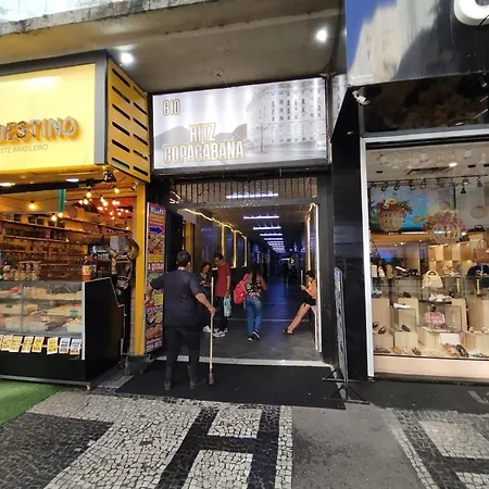 Estúdio acolhedor em Copacabana - NSC1109 Z4-2